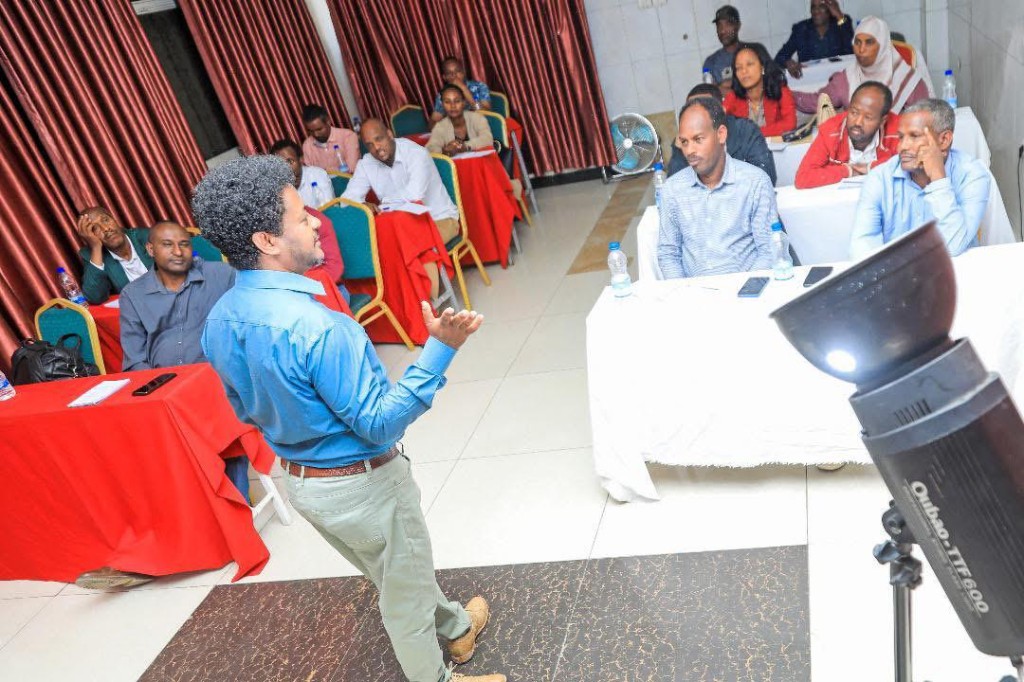 SRS capacity-building workshop with community participants